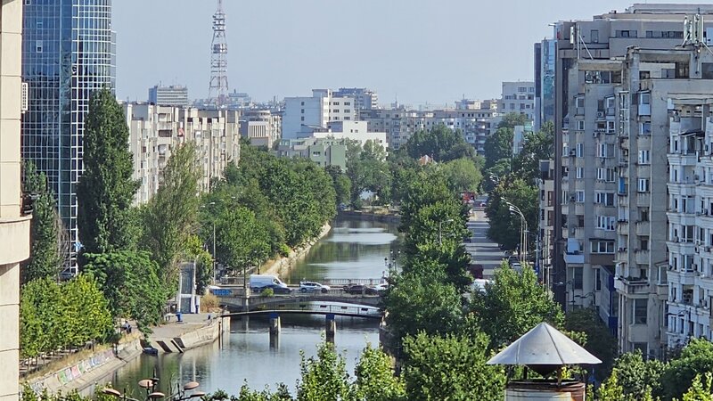 Unirii, 3 camere de vanzare 83 mp, vedere panoramica, ultracentral.