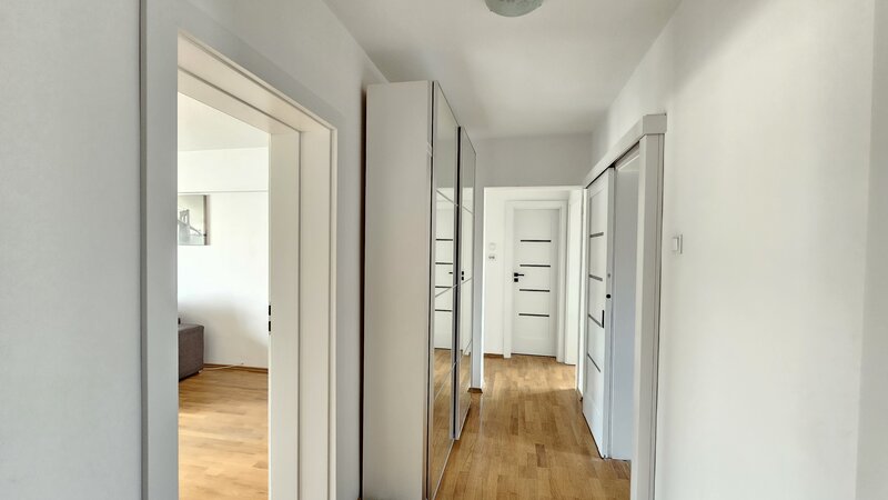Unirii, 3 camere de vanzare 83 mp, vedere panoramica, ultracentral.